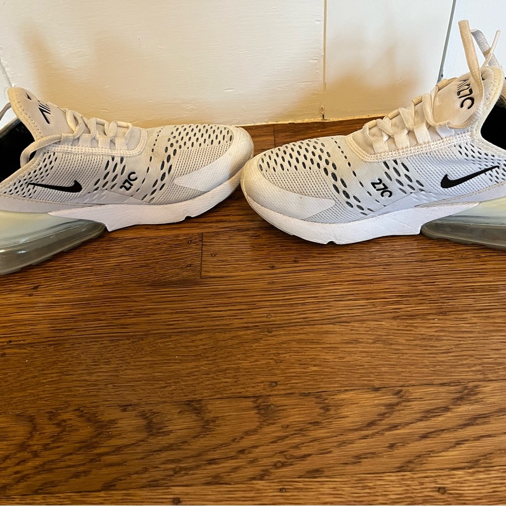 Nike Air Max 270 White and Black Sneakers size 8 women’s - Picture 7 of 8